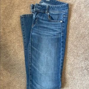American Eagle skinny jeans